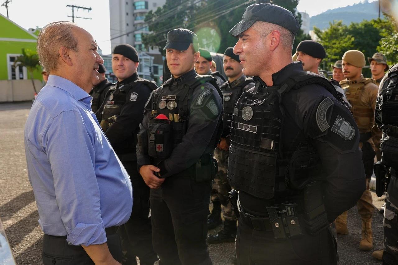 Governador anuncia aumento para servidores da Segurança Pública