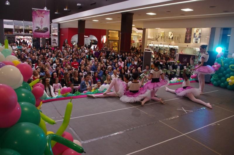 Festival de Balé Infantil reúne grande público no Criciúma Shopping