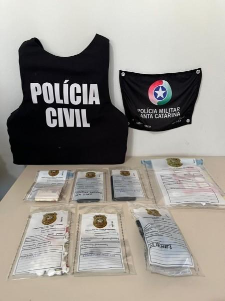 Suspeito é detido com veículo que fazia distribuição de drogas em Pescaria Brava e Capivari de Baixo