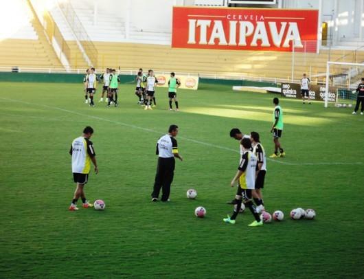 Tigre pode utilizar três zagueiros no Brasileiro da Série B