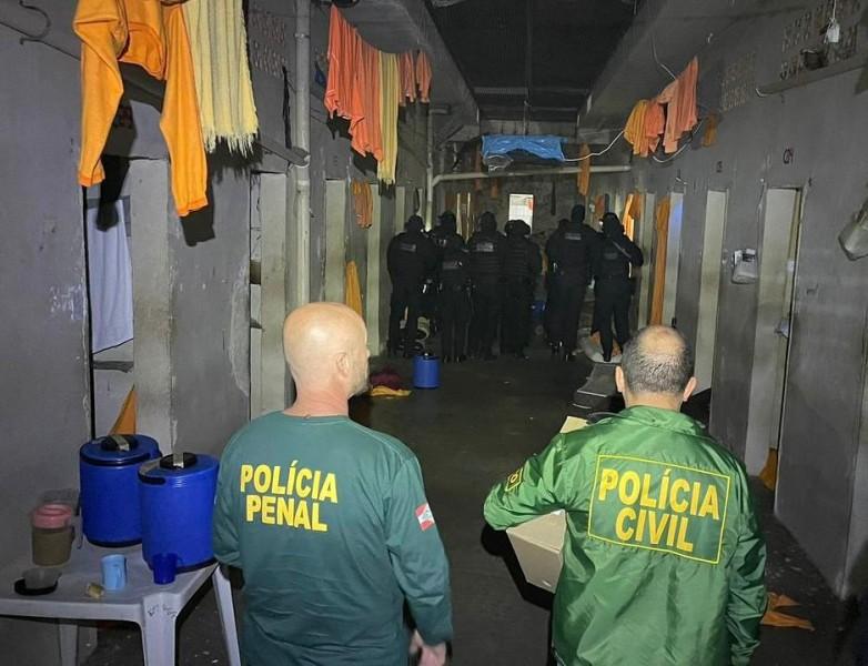 Gaeco deflagra operação em Criciúma e outras cidades para apurar crimes praticados por advogados e faccionados