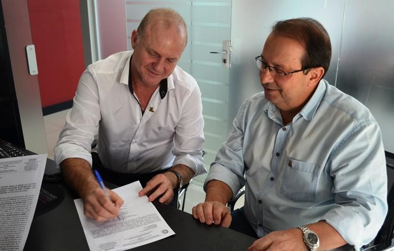Unesc oficializa doação de terreno para construção do Centro de Inovação