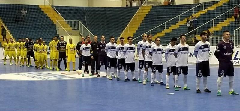 Tubarão perde quarto jogo consecutivo na Liga Nacional