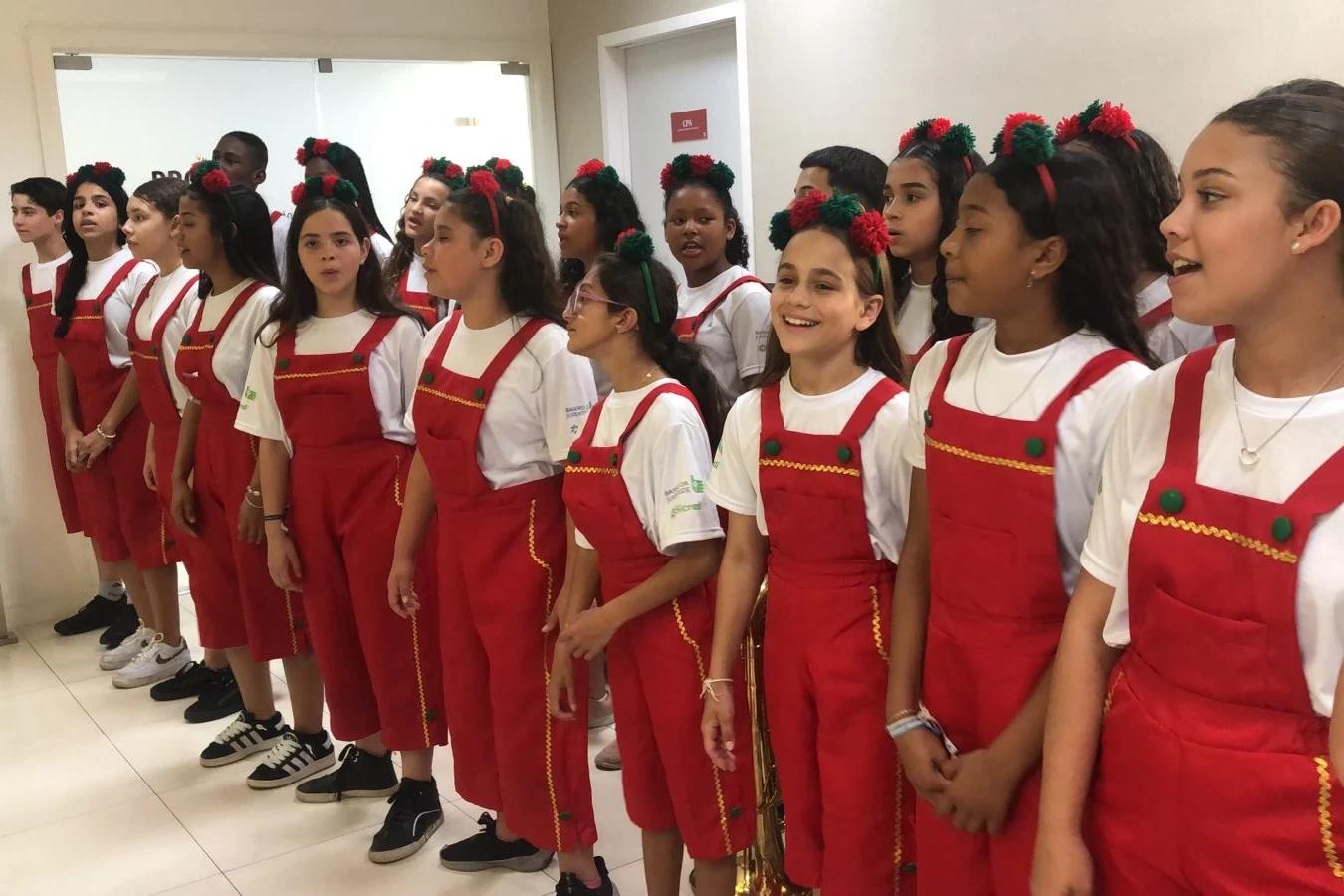Bairro da Juventude inicia roteiro de apresentações de Natal