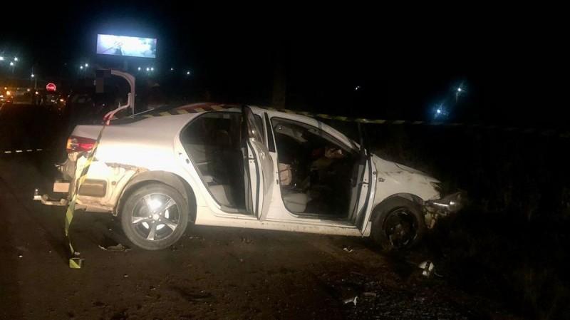 Saída de pista deixa duas pessoas feridas na BR-101 em Sangão