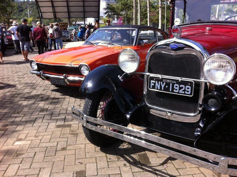 Vem aí o 3º Encontro de Carros Antigos