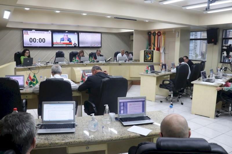 Vereadores aprovam requerimento para estudo de retomada da Guarda Municipal de Criciúma