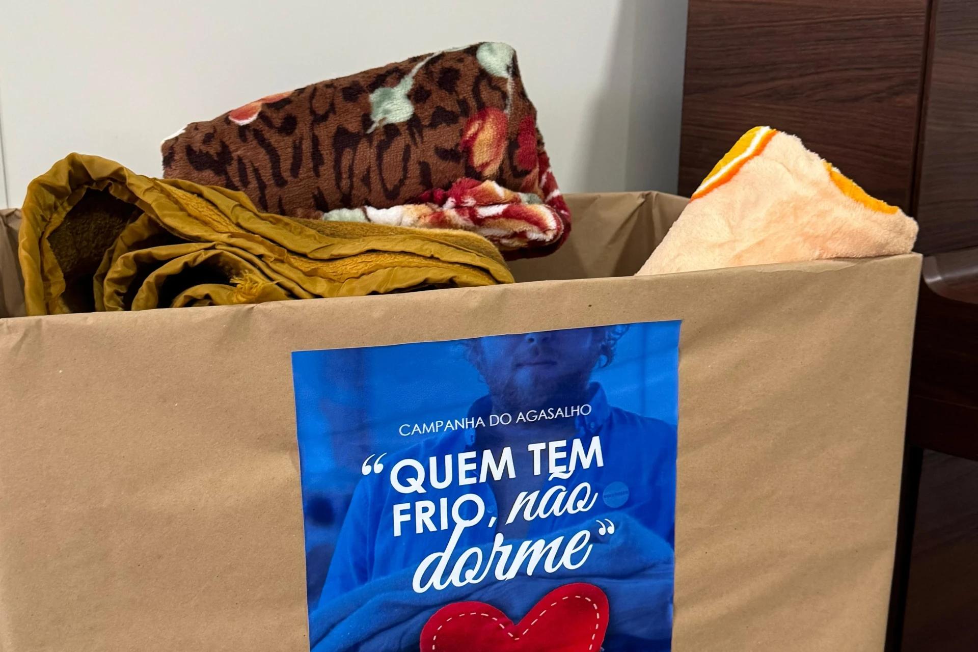'Quem tem frio, não dorme': campanha arrecada agasalhos em Siderópolis