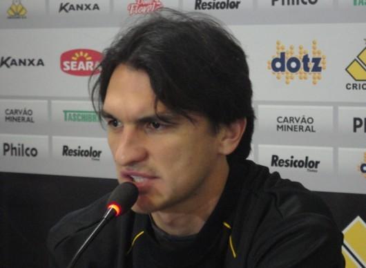 Capitão tricolor prega mudança de atitude