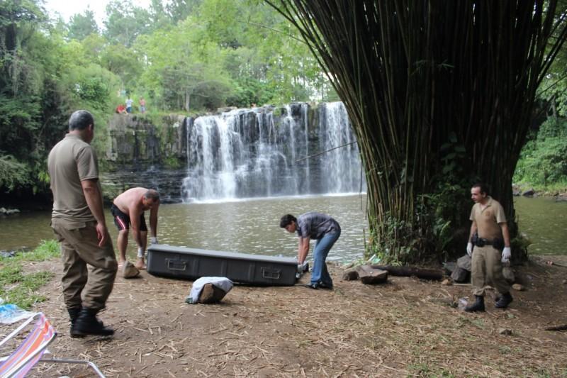 Jovem de 21 anos morre afogado em cachoeira