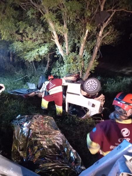 Motorista morre após perder o controle da direção e ser arremessado de veículo na BR-101 em Içara