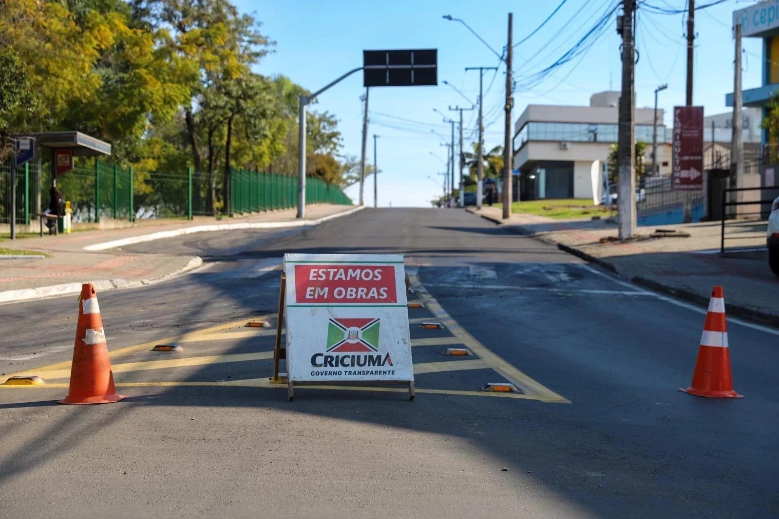 Rua Visconde de Cairú será liberada até meio-dia, afirma prefeito