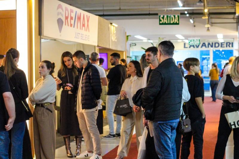 Feira CasaPronta Tubarão é oficialmente aberta com a presença de autoridades e 80 expositores