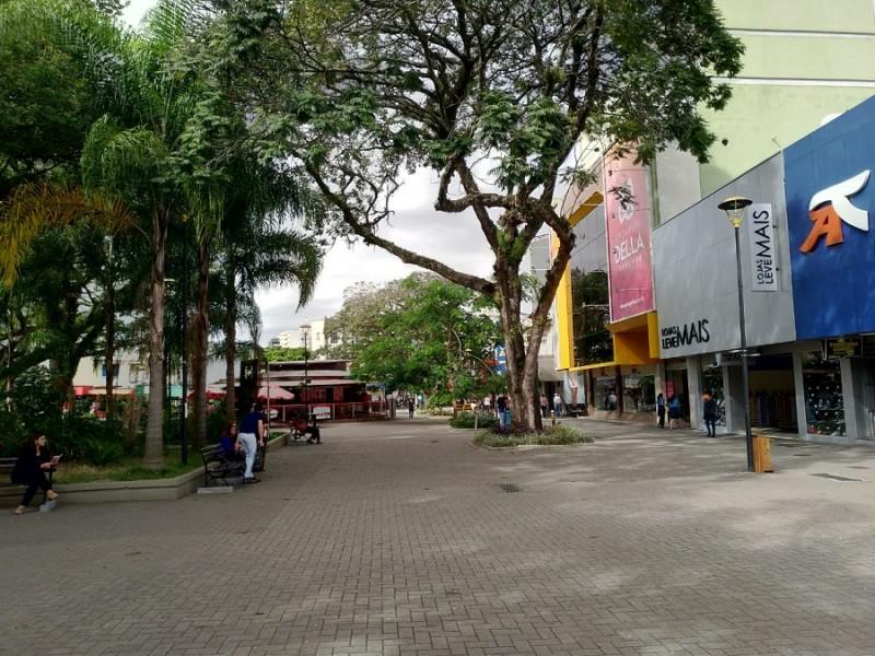 Comerciantes relatam que o movimento caiu nos últimos dias 