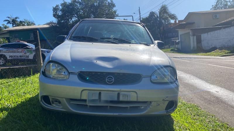 Criciúma: PM recupera carro furtado no bairro Vila Nova Esperança