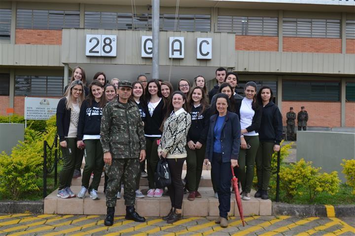 Projeto de reforma em salas de aula é apresentado ao Pelotão Esperança