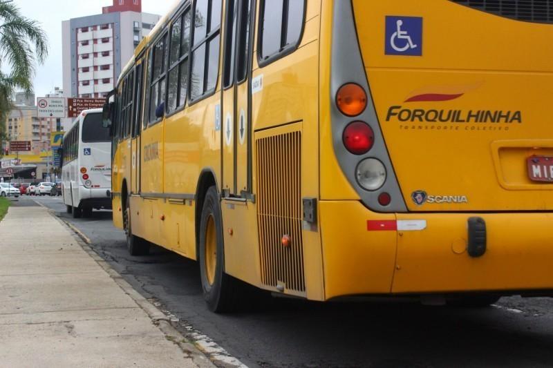 ACTU orienta população para que não utilize pista exclusiva de ônibus em Criciúma 