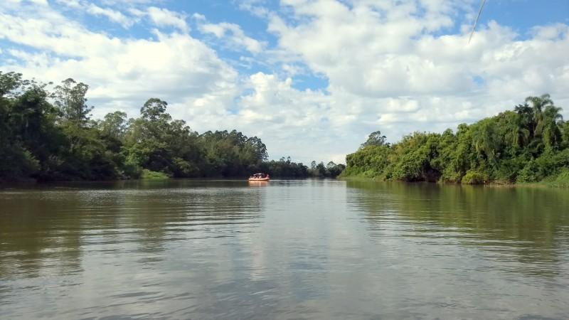 Análise de águas evidencia acidez dos Rios Mãe Luzia e Araranguá
