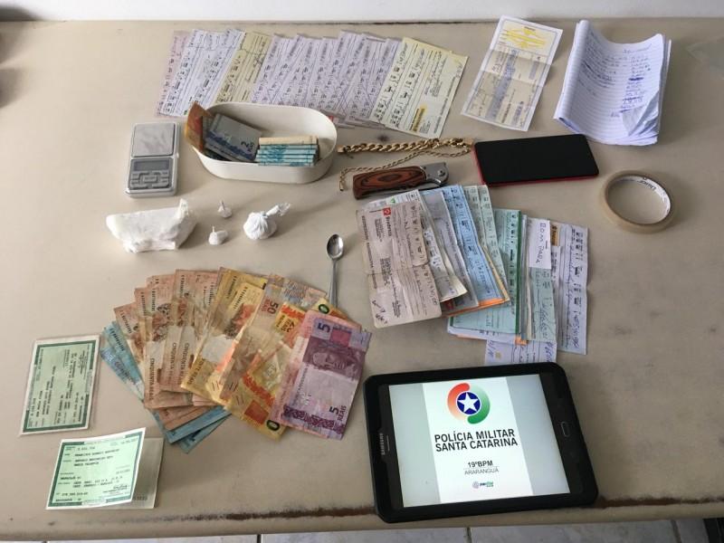 Traficante é preso em Araranguá e mais de R$ 45 mil em cheques são apreendidos 