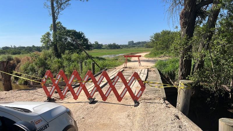Prefeitura de Içara interdita ponte na rodovia Três Ribeirões