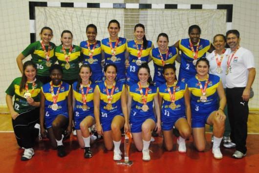 Handebol feminino de Criciúma vence a primeira no Estadual 
