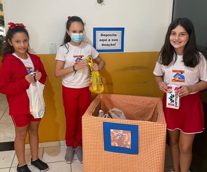 Escola promove campanha solidária para arrecadar alimentos, produtos de higiene e limpeza