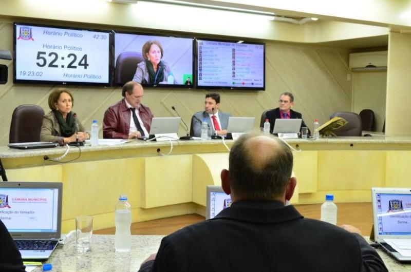 Saúde Fiscal dos Municípios é explanada por promotora