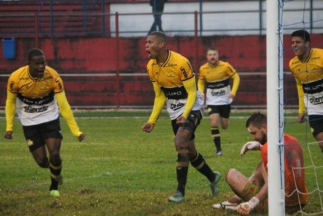 Tigre garante a vitória em sua estreia no Campeonato Catarinense