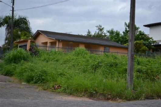 Proprietários de terrenos em estado de má conservação são notificados em Cocal do Sul