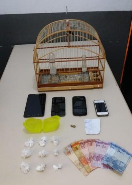Casal é preso por tráfico de drogas no bairro Monte Castelo 