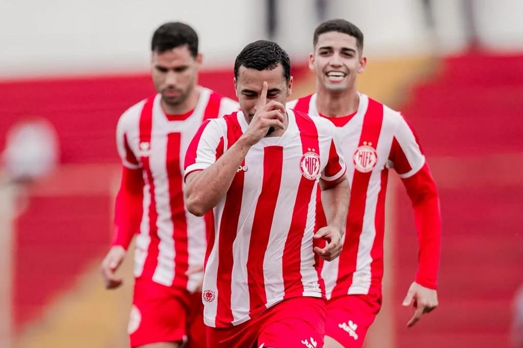 Com gol na reta final, Hercílio Luz vence o Nação pela Série B do Catarinense