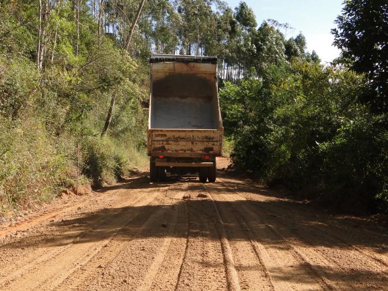 Secretaria de Infraestrutura reforça trabalhos nas estradas