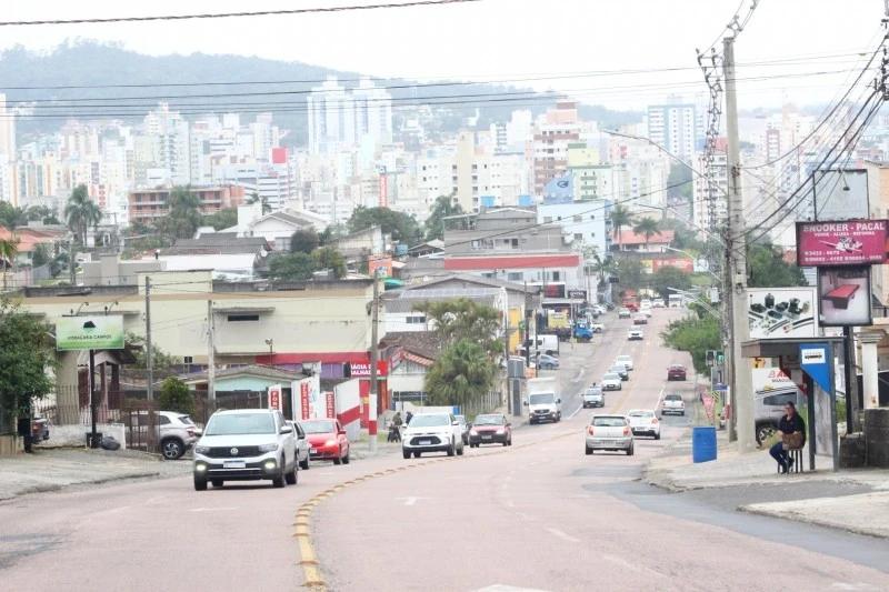 Avenida Luiz Lazzarin deve ser entregue em março e Álvaro Catão vira prioridade
