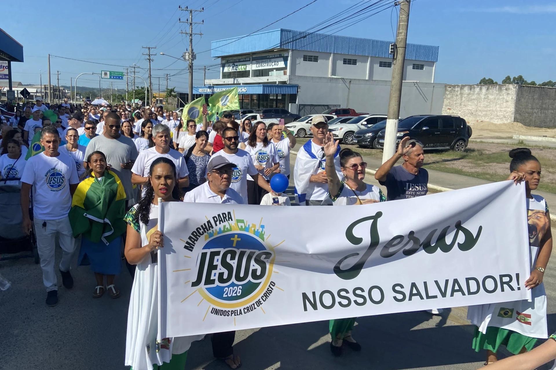 Marcha para Jesus reúne centenas de fiéis em Morro da Fumaça