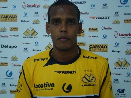 Lesionado, zagueiro deve desfalcar o Tigre