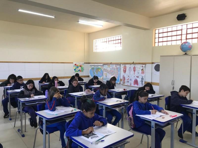 Rede Municipal de Ensino de Criciúma acima da média nacional e estadual no IDEB 2023