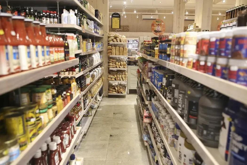Pesquisa do Procon revela variação de até 28% no preço da cesta básica em Tubarão