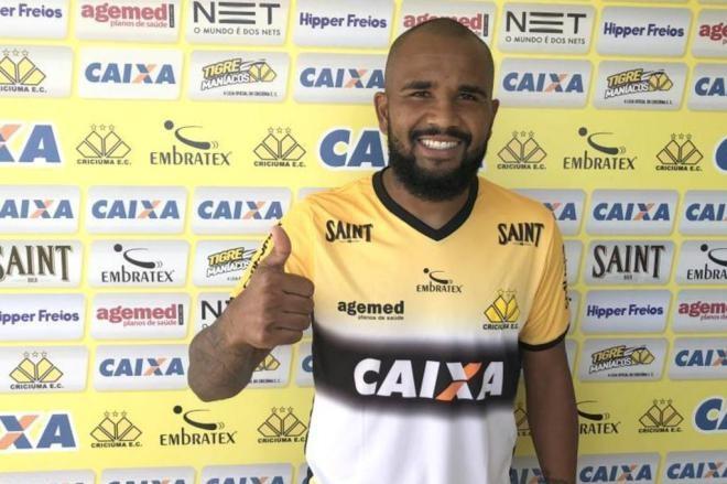 Liel e Belliato retornam de empréstimo ao Atlético Tubarão