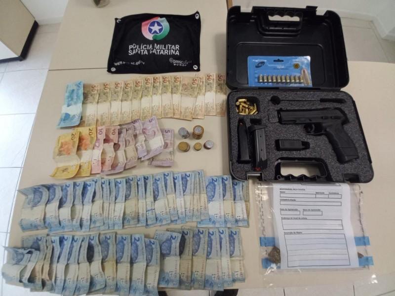 Polícia Civil cumpre mandado de busca e apreensão em Araranguá 
