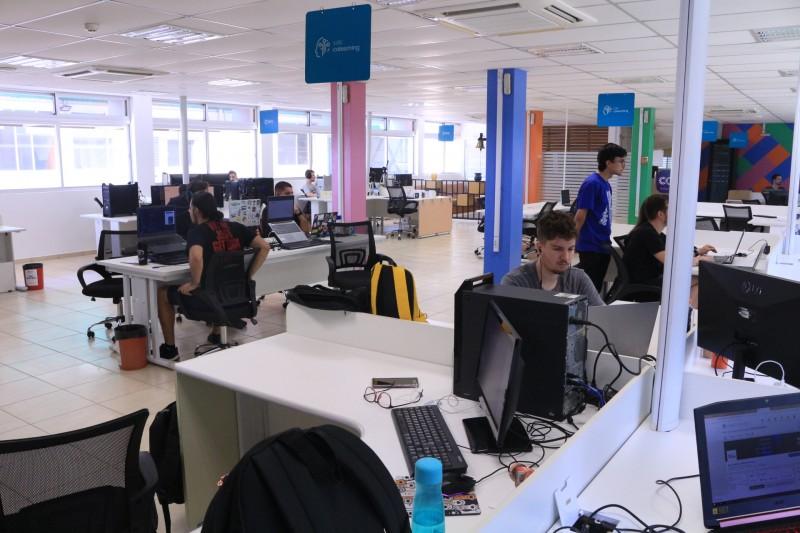 Satc e ABCS oferecem 50 postos de trabalho temporário a profissionais que atuam no RS