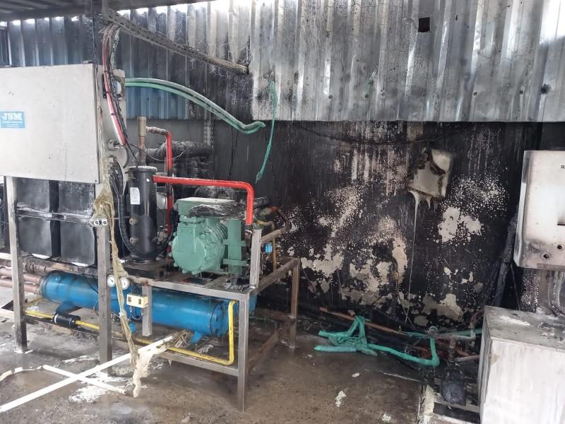 Fábrica de sorvetes pega fogo em Içara 