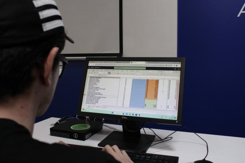 'Como fazer seu dinheiro render mais' é tema de curso gratuito no Colégio Satc