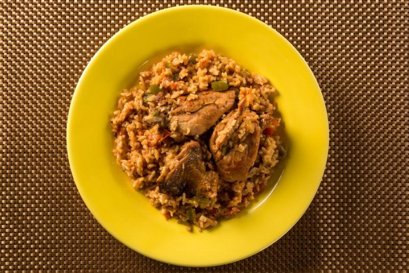 Curso de Gastronomia e Gestão em Turismo da Unesc promovem Galinhada Solidária