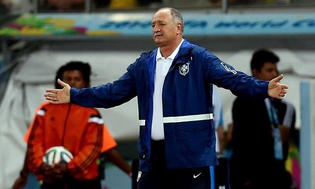 Felipão pede desculpas e assume culpa por goleada histórica