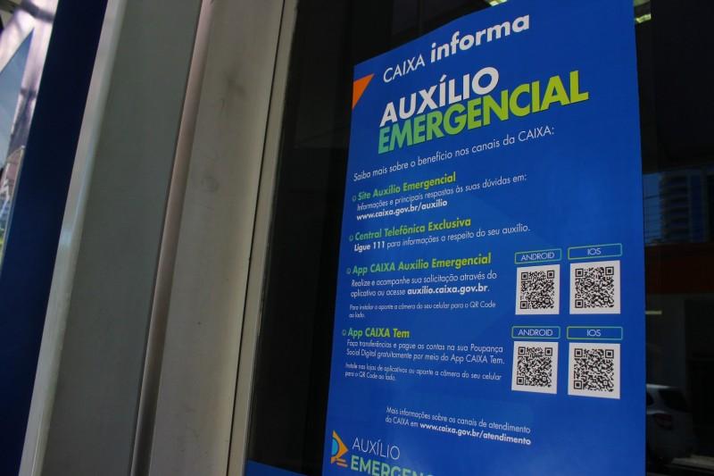 Nascidos em abril recebem hoje R$ 1,4 bi de auxílio emergencial