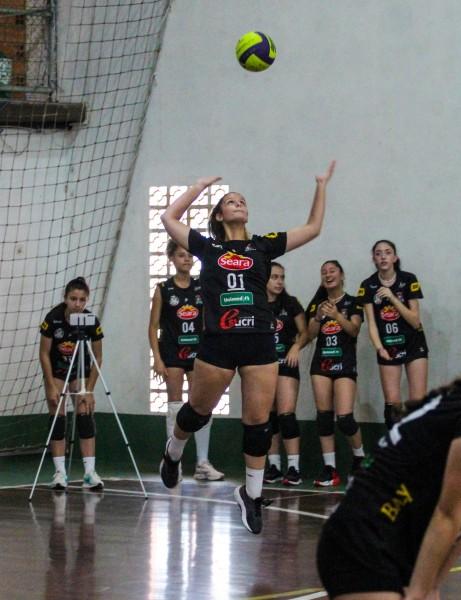 Vôlei de Forquilhinha conquista vaga na final do Estadual e se consagra vice-campeão da Liga