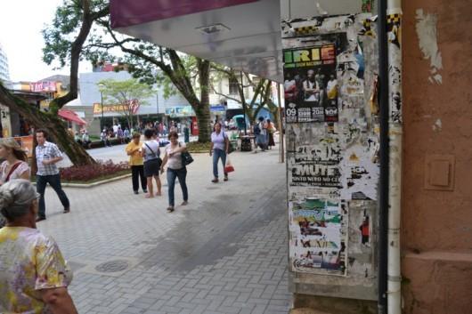 Famcri fiscalizará ruas para retirada de cartazes sem autorização 