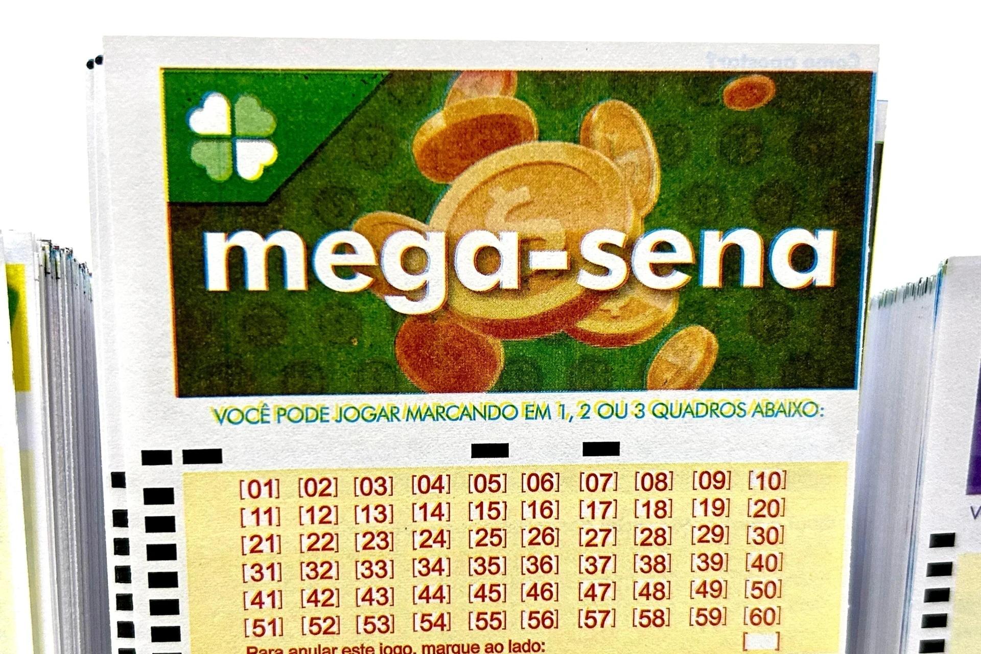 Aposta simples fatura sozinha prêmio principal da Mega-Sena; confira os números