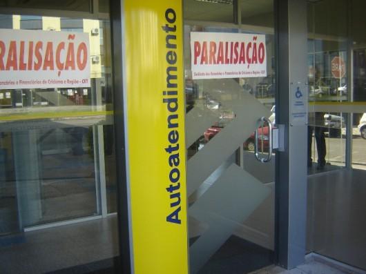 Sindicato registra adesão de 100% na paralisação do Banco do Brasil 