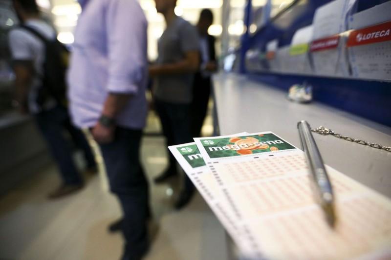 Mega-Sena sorteia R$ 14 milhões nesta quarta-feira 